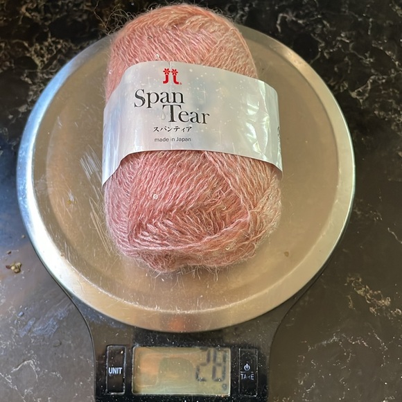 🐑 Lace Yarn with sequins, soft salmon pink color, Japanese yarn - Picture 9 of 10